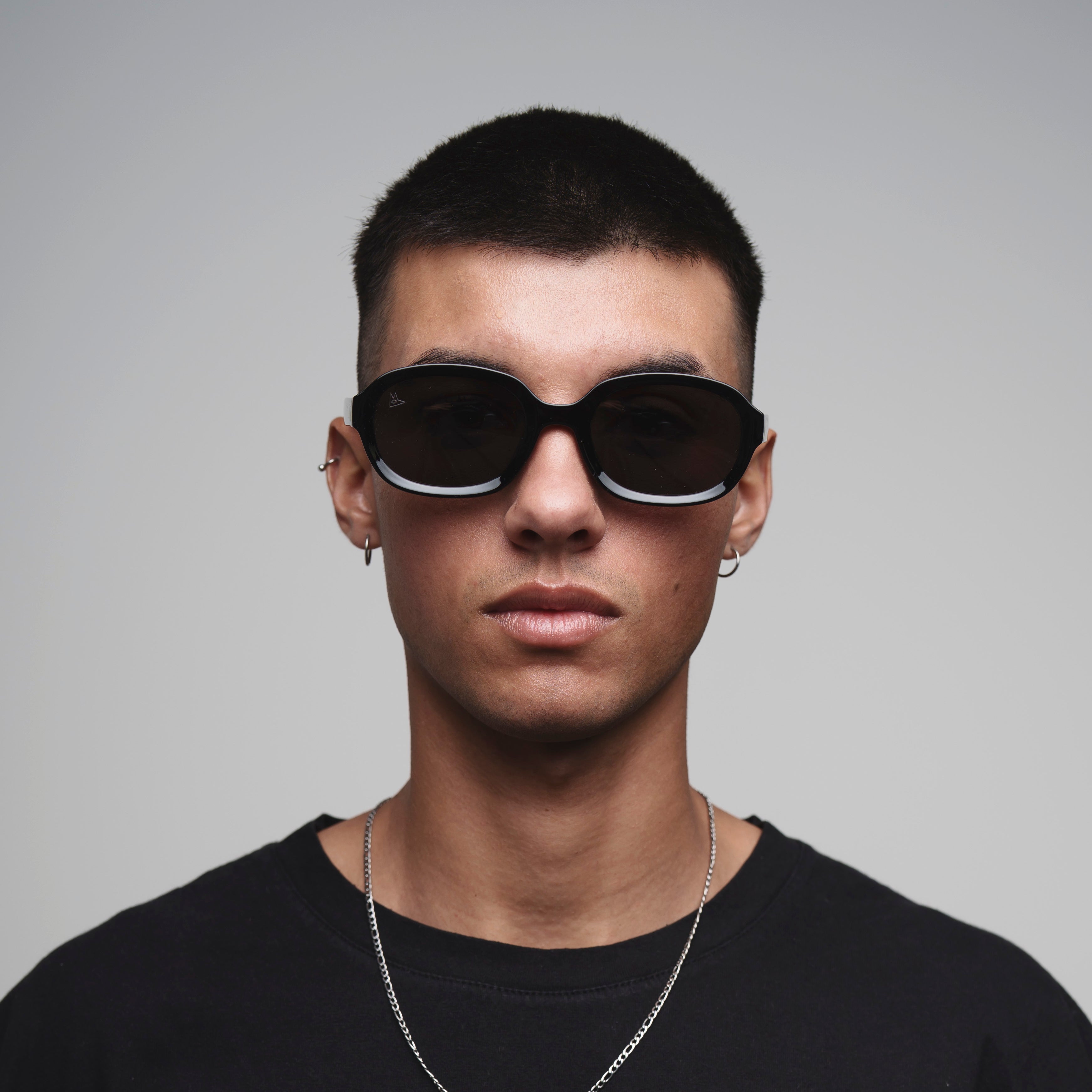 Alex Black Polarized