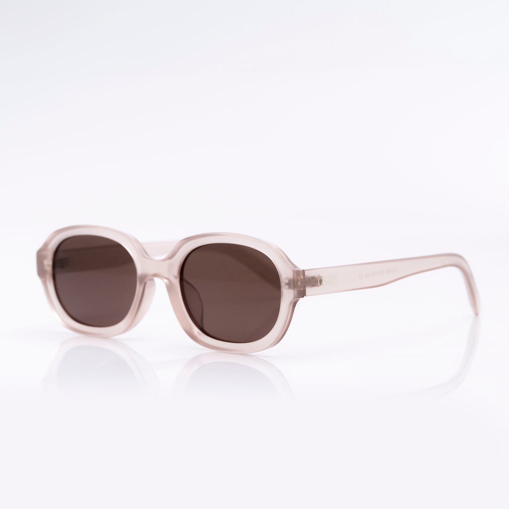 Alex Almond Polarized