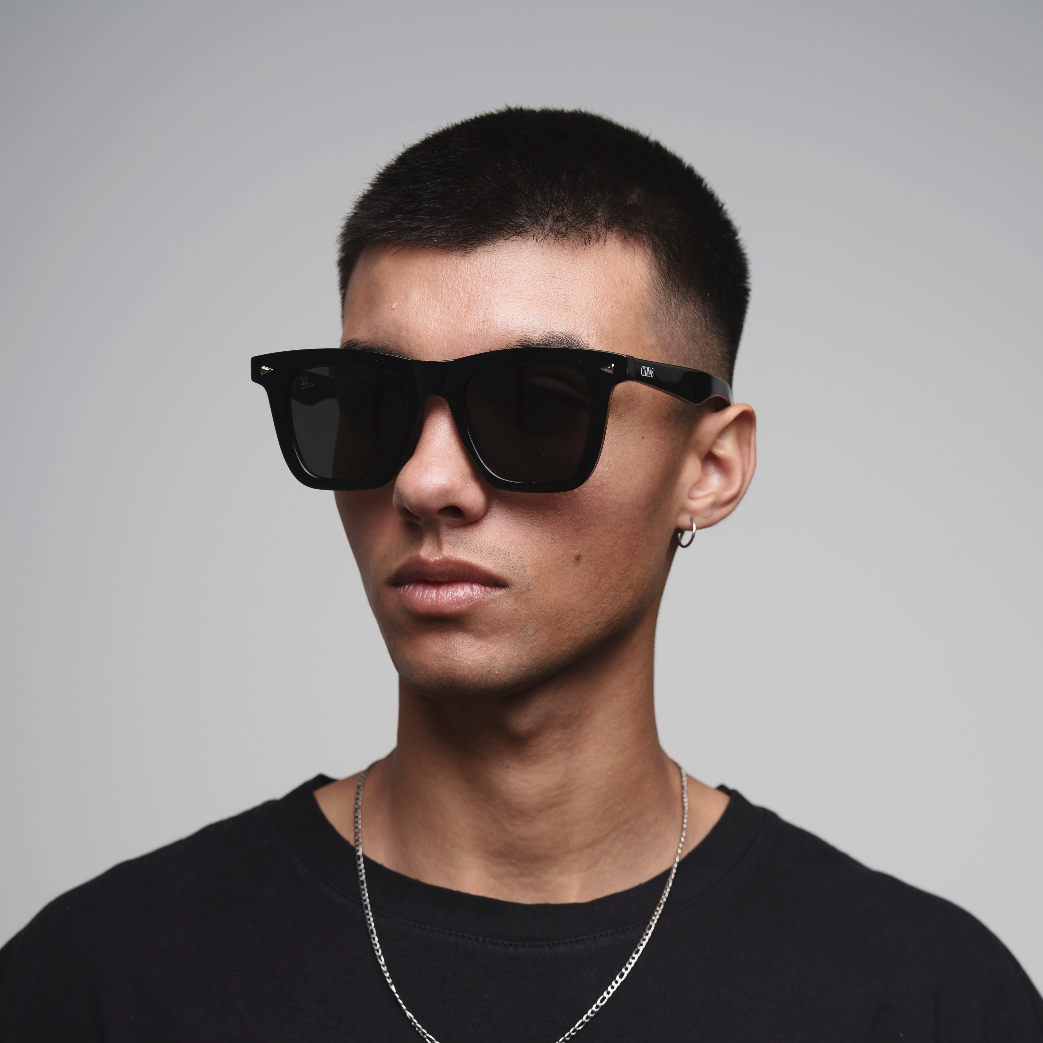 James Polarized Black