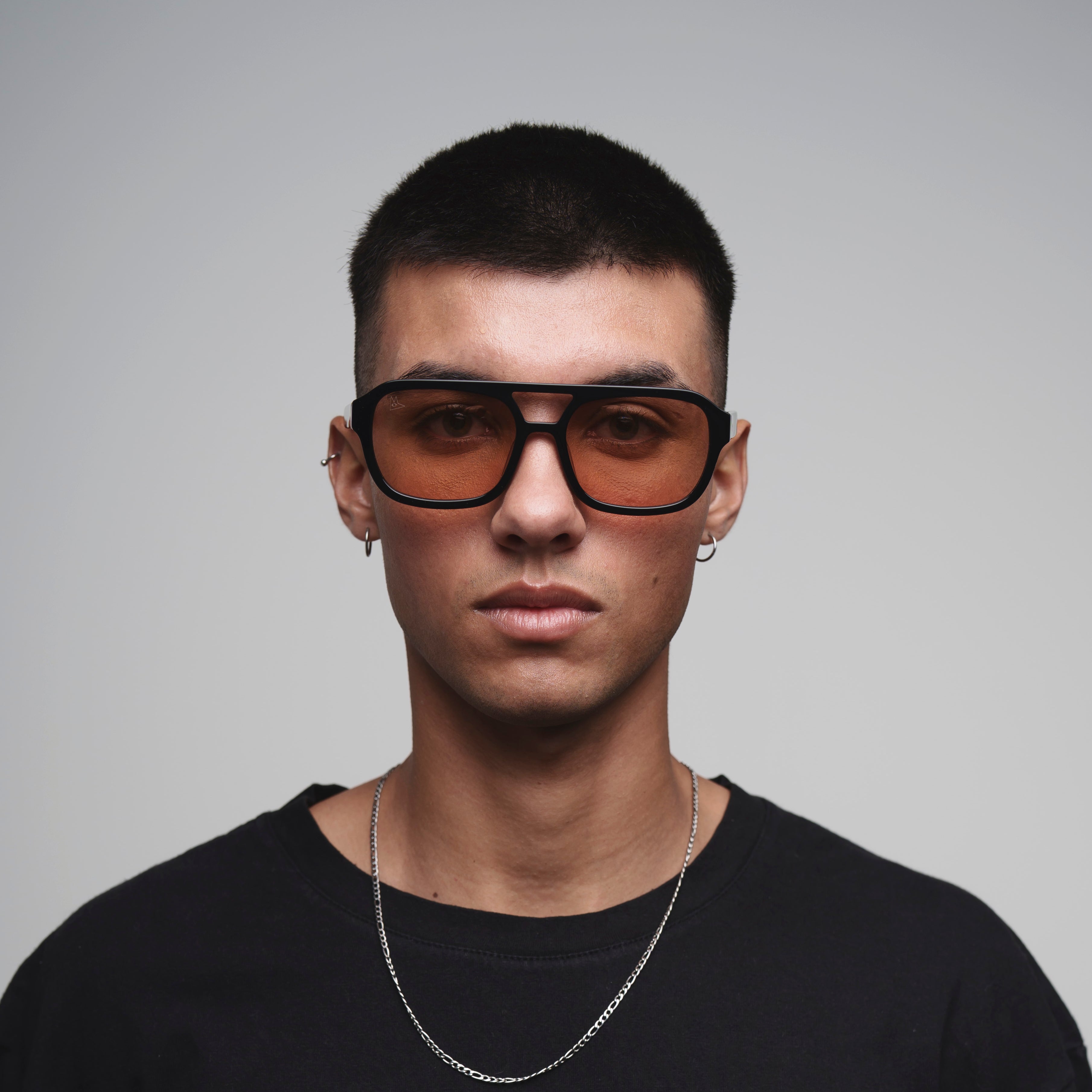 Lenny Acetate Almond